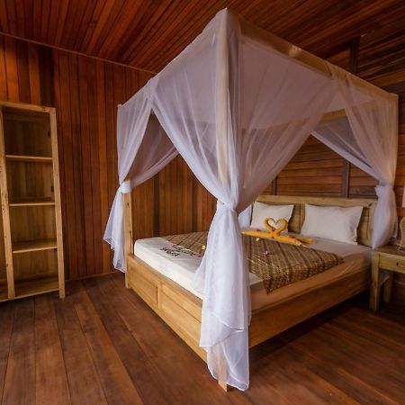 Bungalow de 30 m² con 1 habitación/es y 1 baño/s de uso privado, en Pulau Bangka Totohe Exterior foto