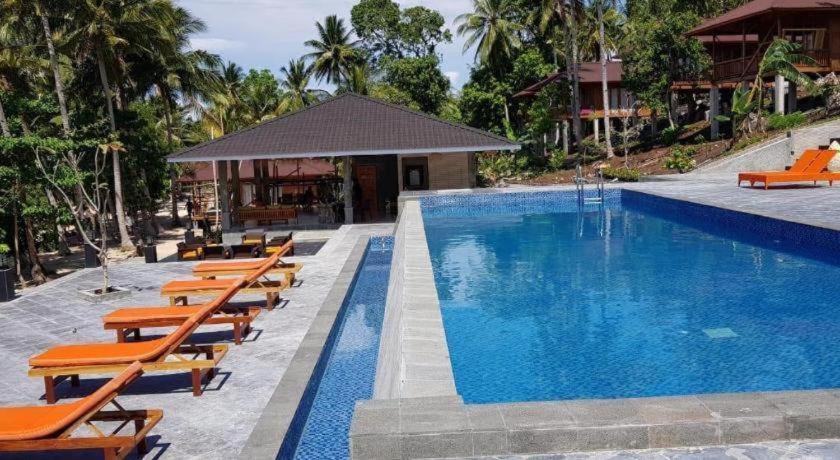 Bungalow de 30 m² con 1 habitación/es y 1 baño/s de uso privado, en Pulau Bangka Totohe Exterior foto