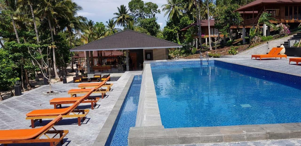 Bungalow de 30 m² con 1 habitación/es y 1 baño/s de uso privado, en Pulau Bangka Totohe Exterior foto